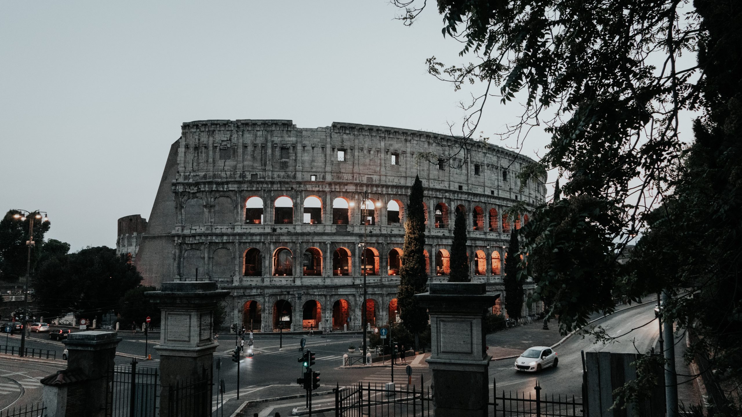 Inima istoriei: 10 minuni ale Lumii Antice absolut incredibile 5 Fotografie Colosseum