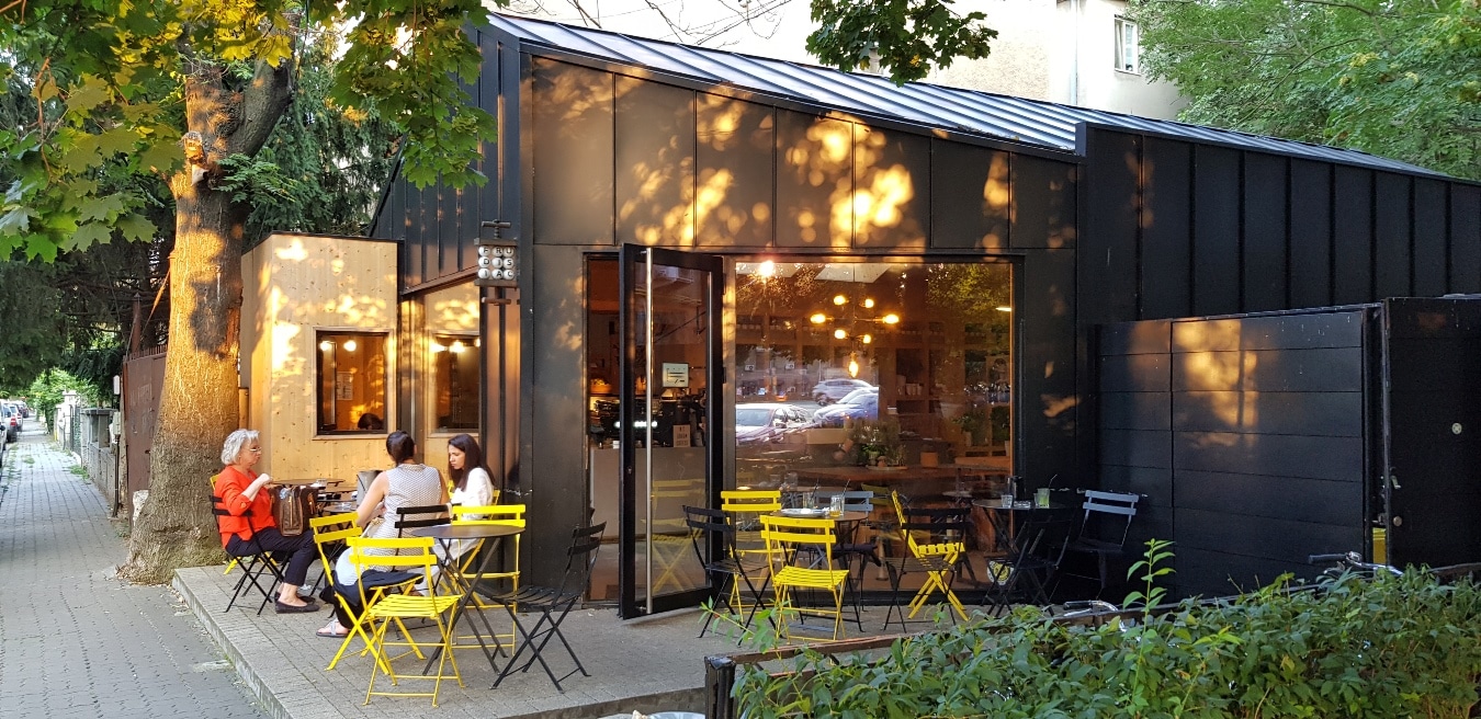 10 cafenele populare din București pentru o cafea de neuitat 1 Frudisiac - cafenele populare din București