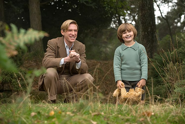top filme biografice Goodbye Christopher Robin