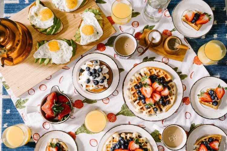 10 locuri pentru un brunch delicios în București 10 locuri pentru un brunch delicios în București