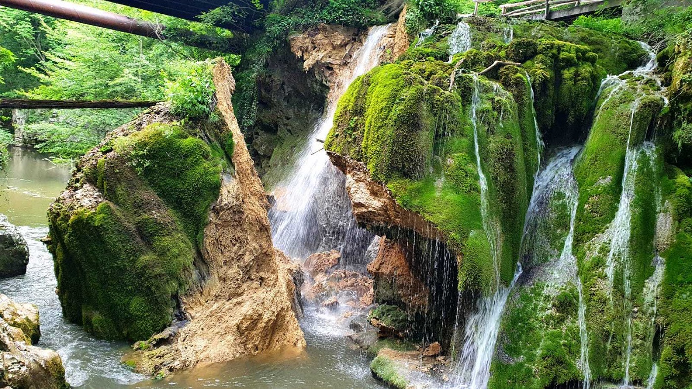 14 locuri unde să mergi primăvara aceasta 12 Cea mai frumoasă cascadă din lume în 2013 Cascada Bigar